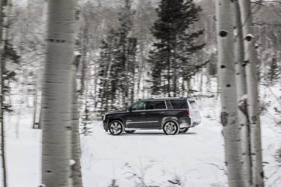  GMC Yukon Denali (GMTK2UG) 2017 года  (фото 9 из 28)